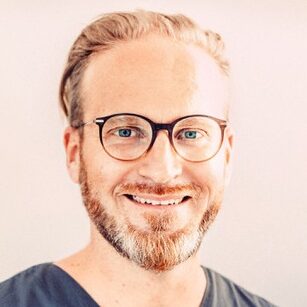 Dr. med. Dr. med. dent. Michael Rak | Inhaber Zahnarztpraxis für Biologische Zahnmedizin