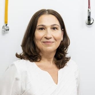 Dr. med. Eleni Kavelara Lodge | Ärztin für Integrative Diagnostik und Therapie