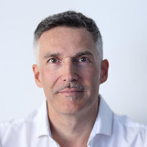 Reinhard Clemens | Heilpraktiker für orthomolekularer Medizin, Mitochondrientherapie und Nutrigenetik